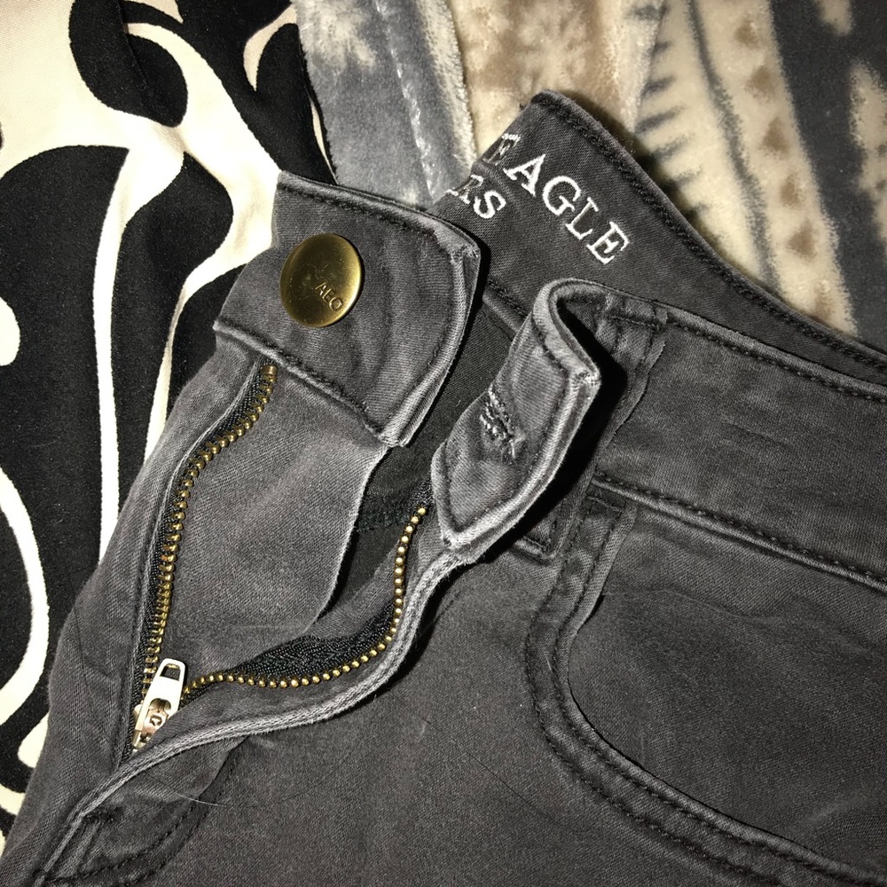 American Eagle black jegging